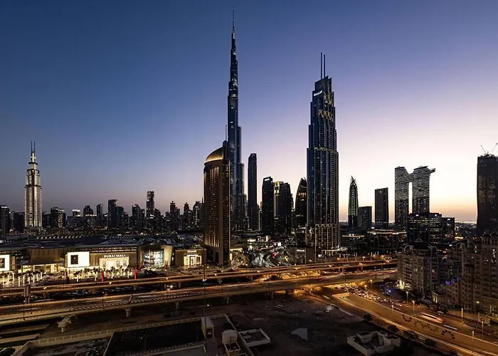 Downtown - Burj Khalifa Facing - 2 Bed Luxe Apartment
