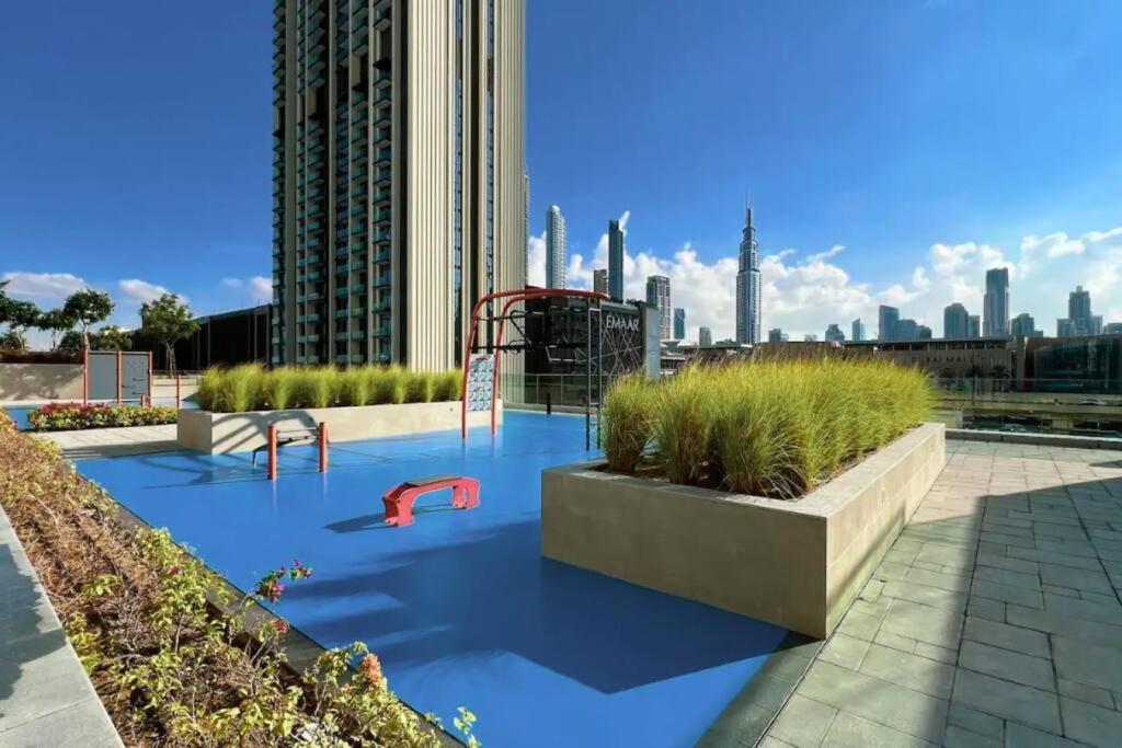 Apartment Downtown - Burj Khalifa Facing - 2 Bed Luxe