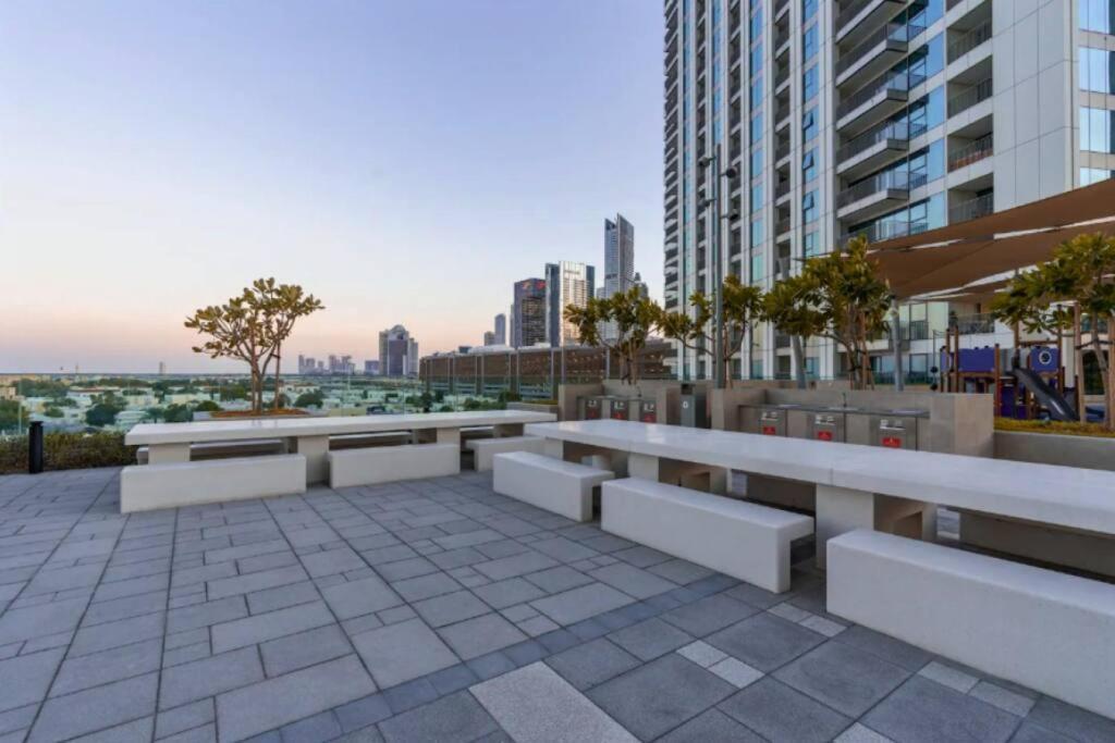 Downtown - Burj Khalifa Facing - 2 Bed Luxe Apartment *