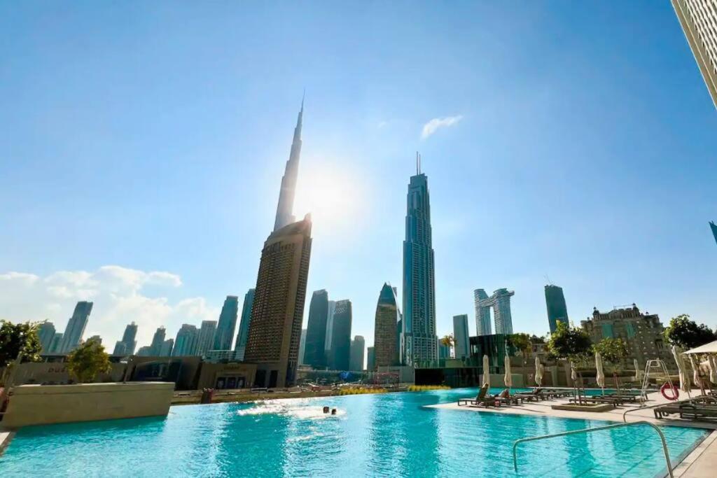 Downtown - Burj Khalifa Facing - 2 Bed Luxe