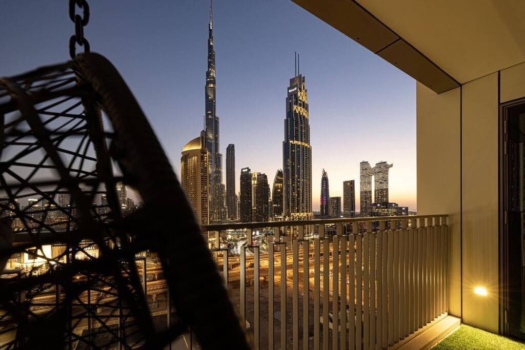 Downtown - Burj Khalifa Facing - 2 Bed Luxe